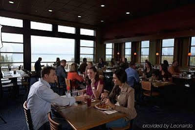 Kewadin St. Ignace Hotel Evergreen Shores Exterior photo